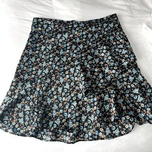 Altar’d state skirt: size medium
